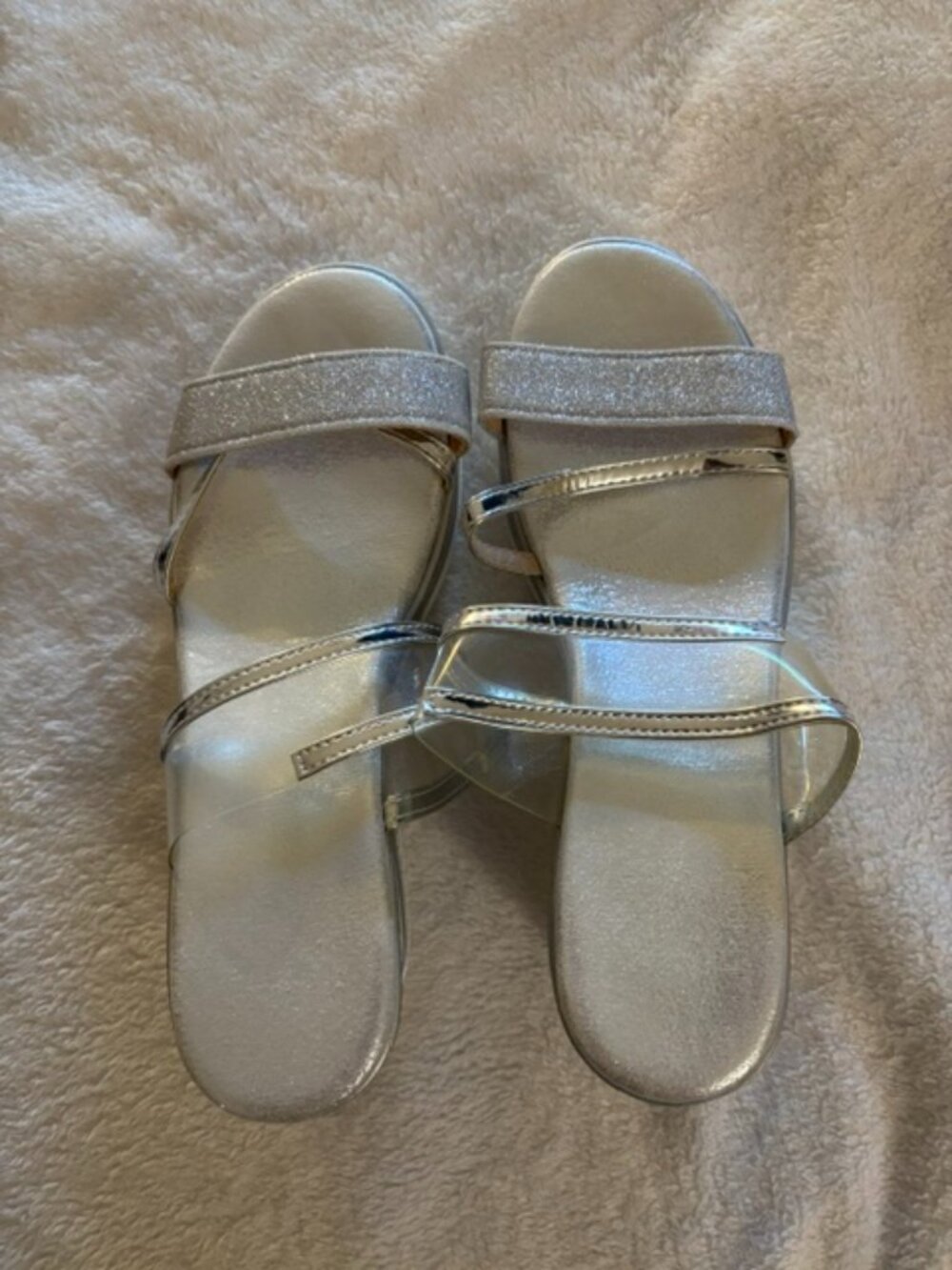 Unbranded Women's 40/9 Shimmering Silver Open Toed Sandals